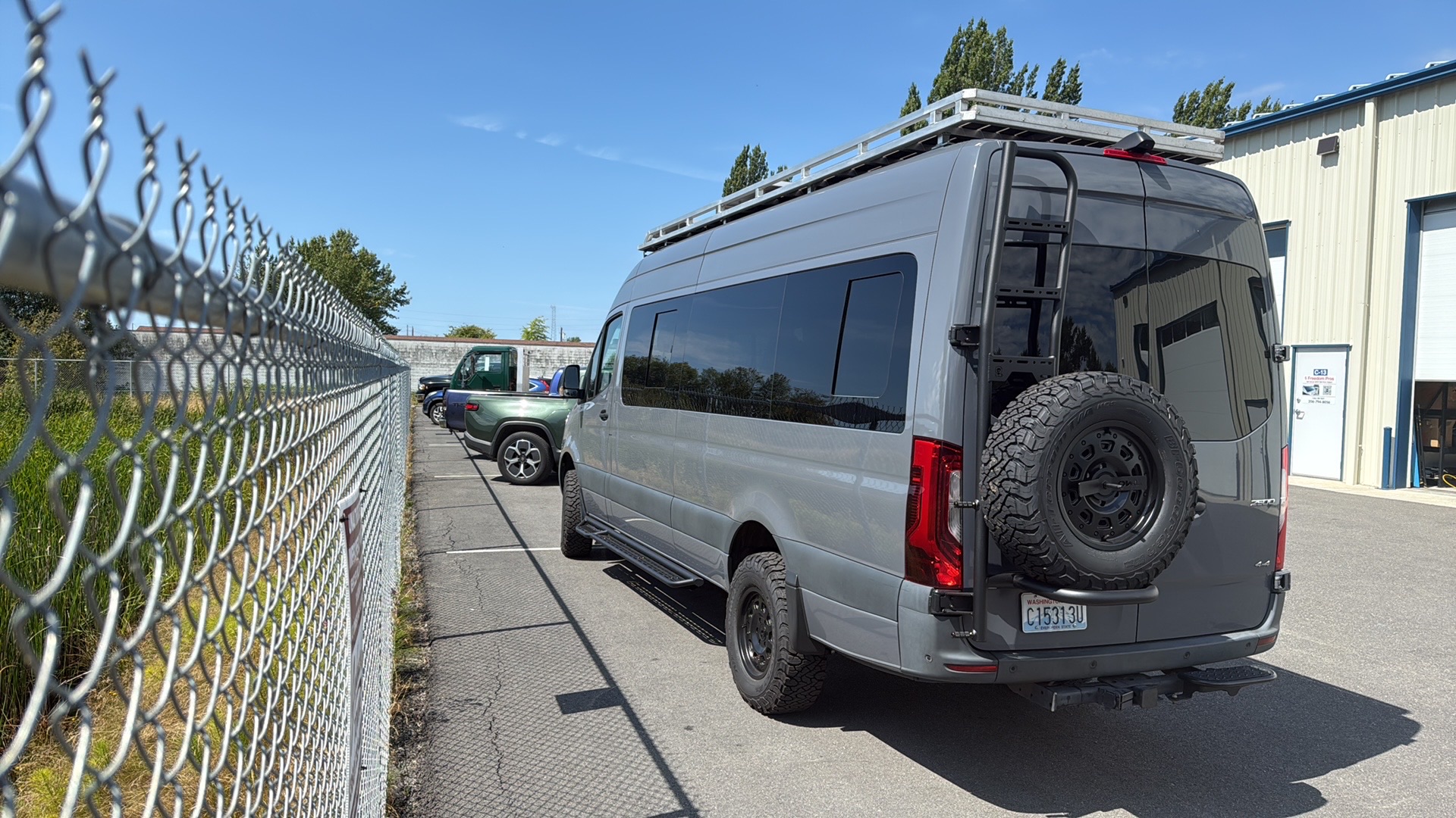 Ender 1.0 rear three-quarter angle showing full profile