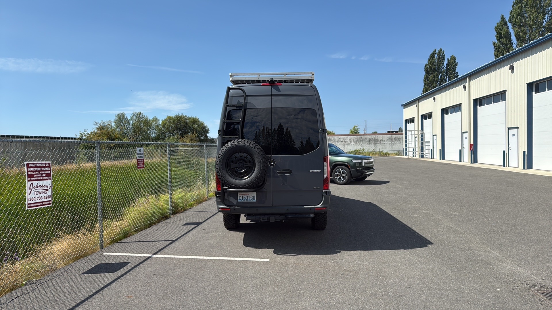 Ender 1.0 rear view with spare tire mount and roof rack