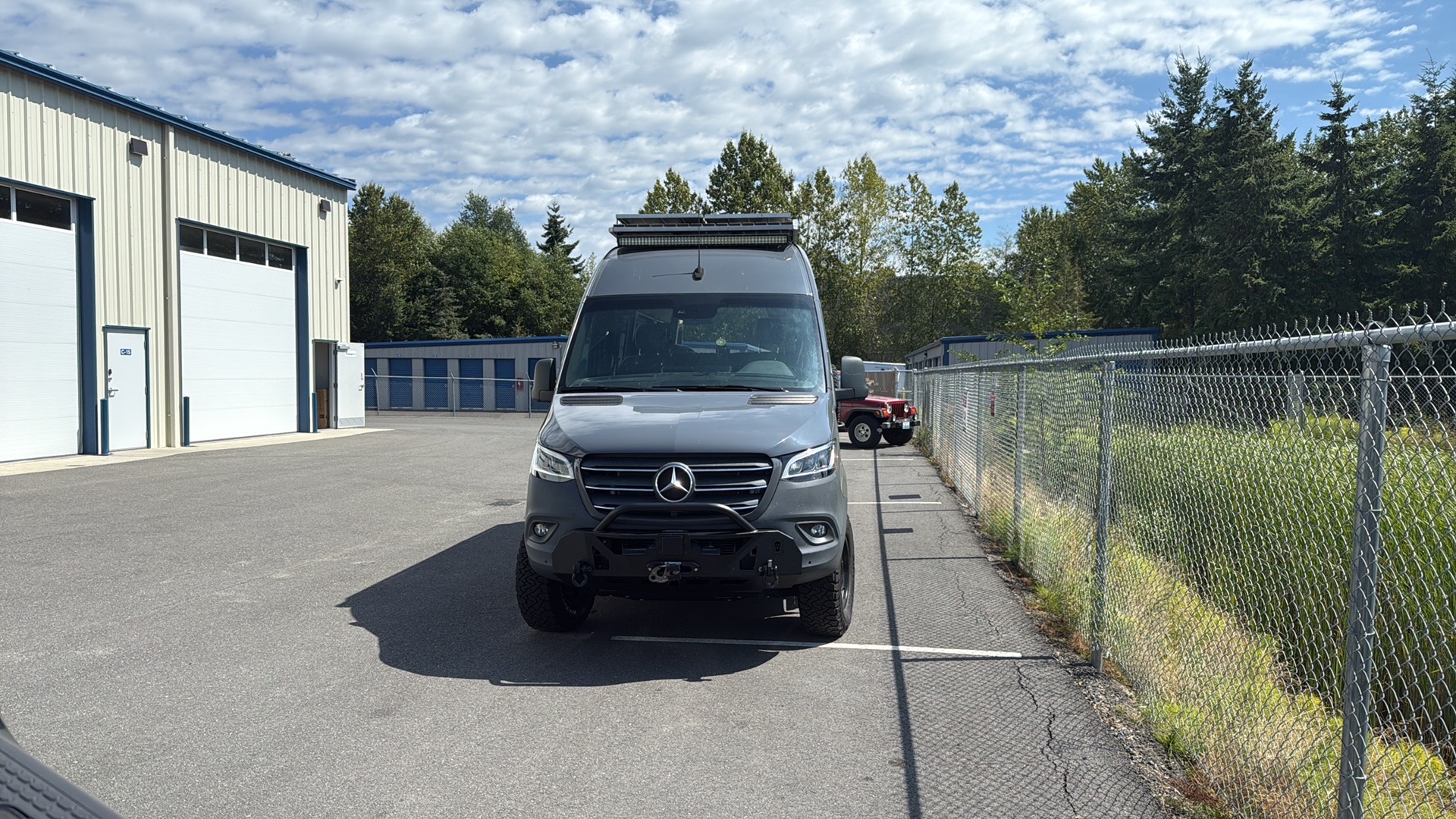 Ender 1.0 front view showing winch bumper and roof rack